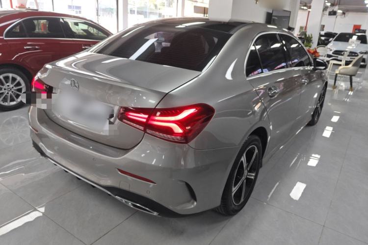 Used Mercedes-Benz A-Class 2022 Revised Version A 200 L Sport Sedan Fashionable Style