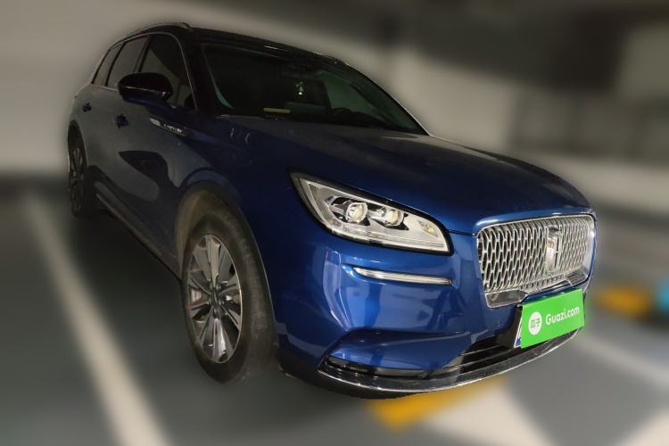 Used Lincoln Corsair 2020 2.0T Two-Wheel Drive Luxury Edition Front Right 45 Deg