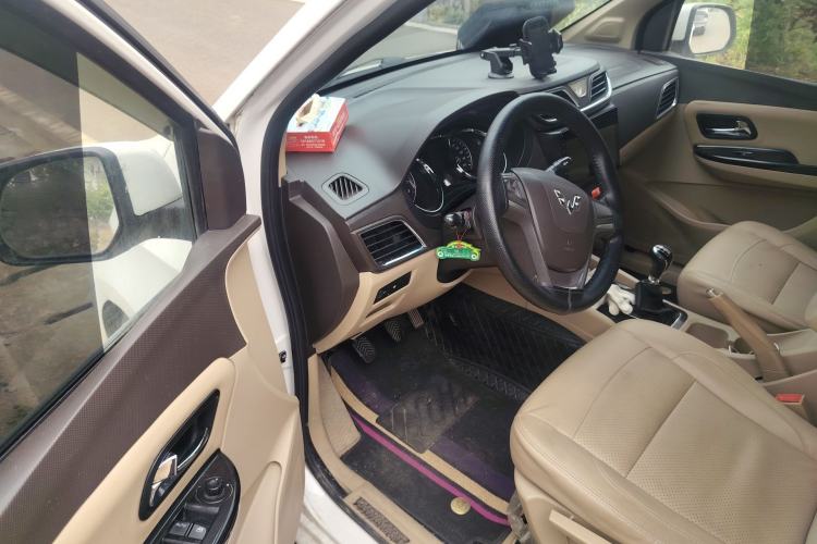 Used Wuling Hongguang 2015 1.5L S1 Comfort China V Standard Driver Seat