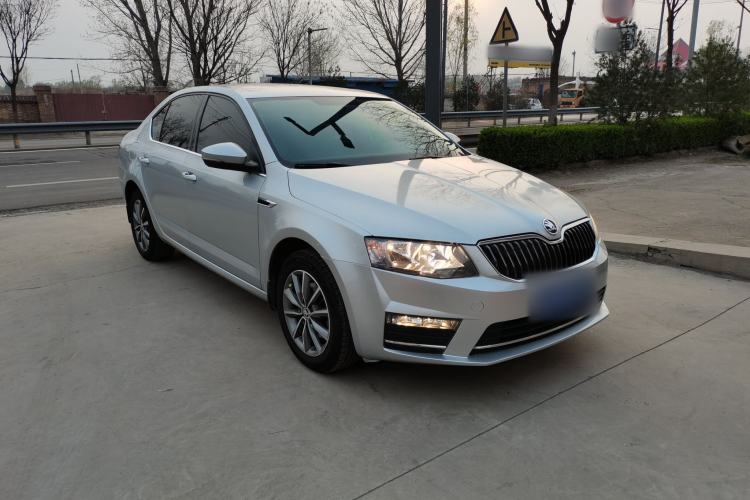 Used Skoda Octavia 2017 1.6L Automatic Chuanxing Edition
