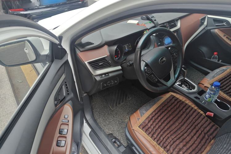 Used BYD G5 2014 1.5TID Automatic Flagship Model