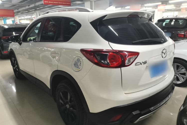 Used Mazda CX-5 2015 2.0L Manual Two-Wheel Drive Comfort Version Exterior 2