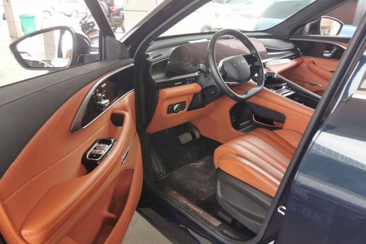 Used EXEED Lingyun 2025 300T Two-Wheel Drive Starry Edition