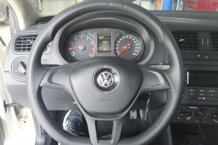 Used Volkswagen Polo 2016 1.4L Manual Fashion Model