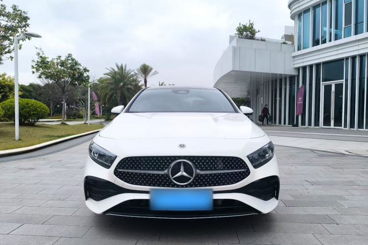 Used Mercedes-Benz A-Class 2024 Updated A 200 L Fashion Version Exterior 1