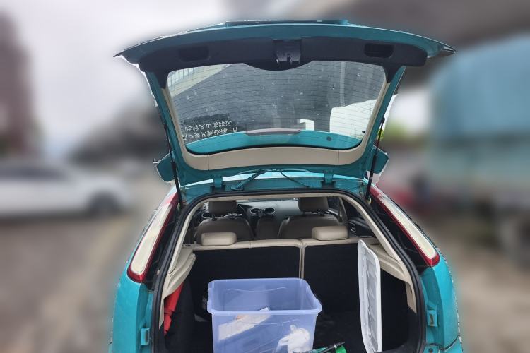 Used Ford Focus 2013 Hatchback Classic 1.8L Automatic Base Model Trunk