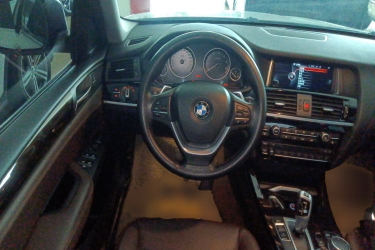 Used BMW X4 2014 xDrive20i X Design Package Steering Wheel