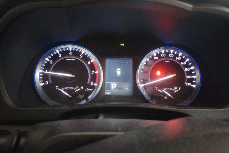 Used Toyota Highlander 2017 2.0T Four-Wheel Drive Luxury Edition 7 Seats Instrument Cluster