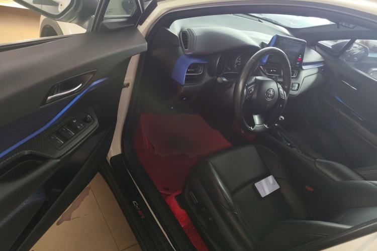 Used Toyota C-HR 2020 2.0L Luxury Edition
