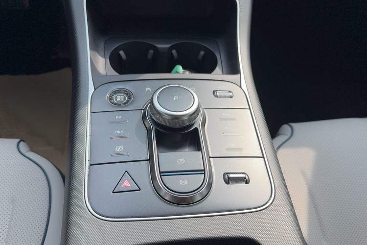 Used BYD Destroyer 05 2024 HONOR Edition DM-i 55KM Luxury Model
