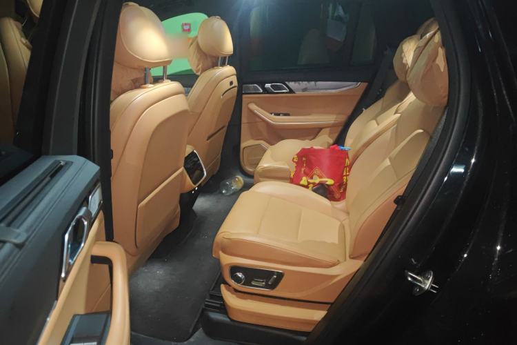 Used Lynk & Co 09 EM-P 2024 2.0TD EM-P Four-Wheel Drive ULTRA Six-Seater
