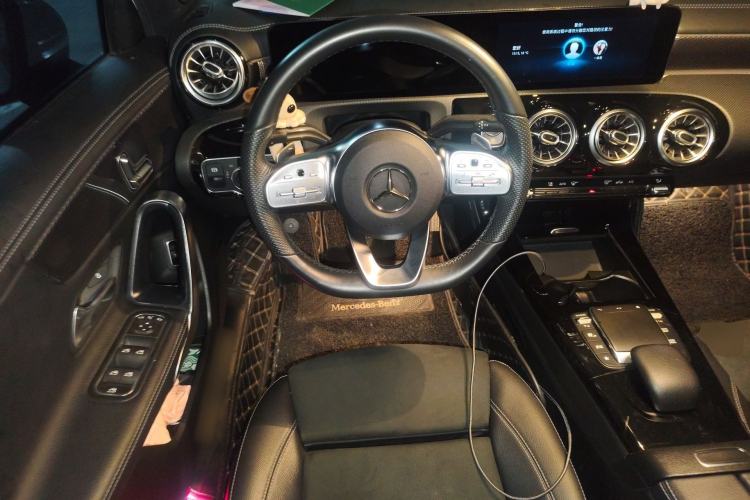 Used Mercedes-Benz A-Class 2020 Restyled A 200 L Sport Sedan Fashion Version
