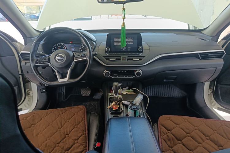Used Nissan Teana 2020 2.0T XL Upper AD1 Smart Navigation Edition Center Console