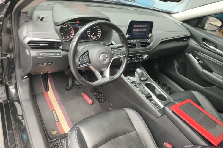 Used Nissan Teana 2020 Revised Version 2.0L XL Upper Smart Drive Edition Center Console