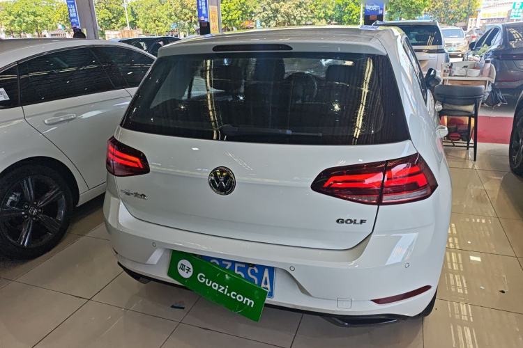 Used Volkswagen Golf 2018 1.6L Automatic Fashion Model