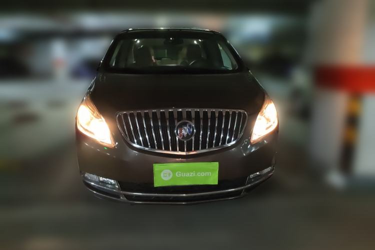Used Buick GL8 2013 2.4L CT Luxury Business Comfort Edition
