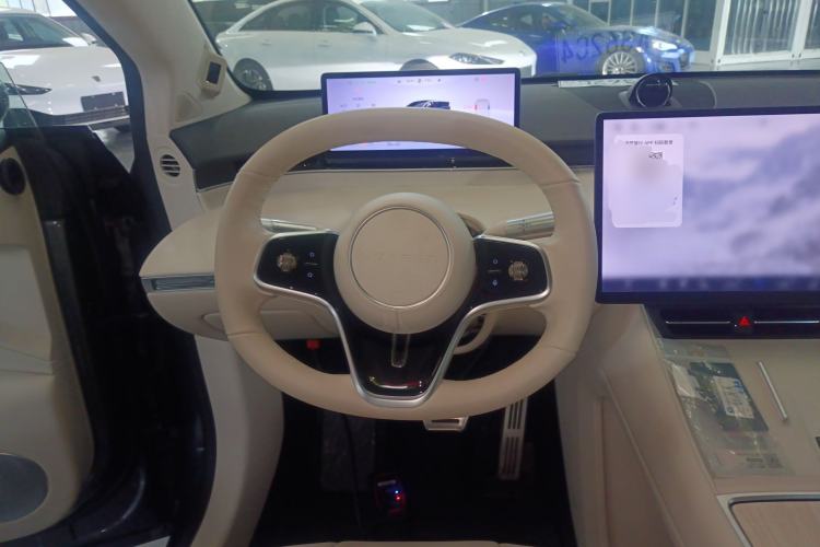 Used Hima Luxeed R7 2025 Range-Extended Version 251 km Max