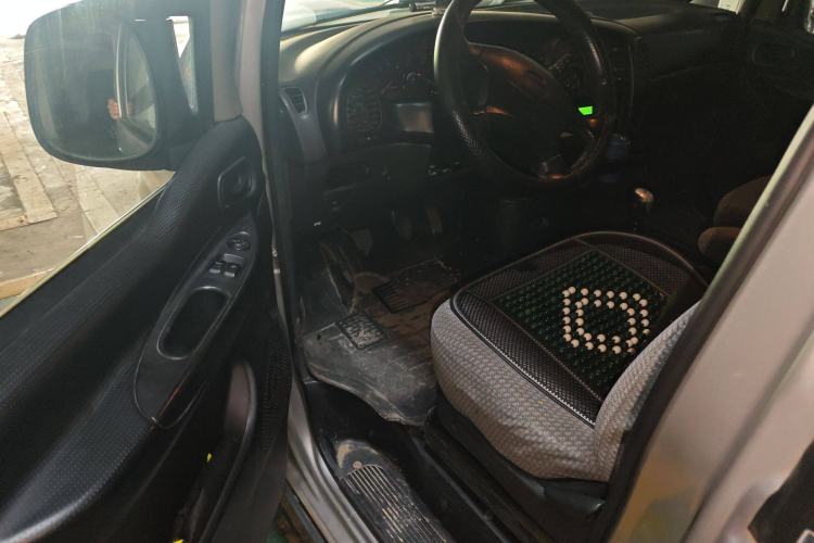 Used JAC Refine 2012 1.9T Shuttle Diesel Comfort Version HFC4DB1-2C