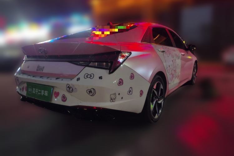 Used Hyundai Elantra 2021 1.5L CVT GLX Elite Edition Rear Right 45 Deg