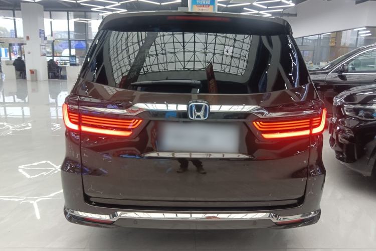 Used Honda Elysion 2022 2.0L eHEV Luxury Edition
