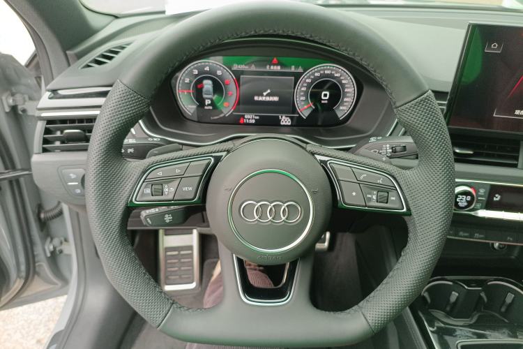 Used Audi A4L 2024 40 TFSI Luxury Dynamic Edition
