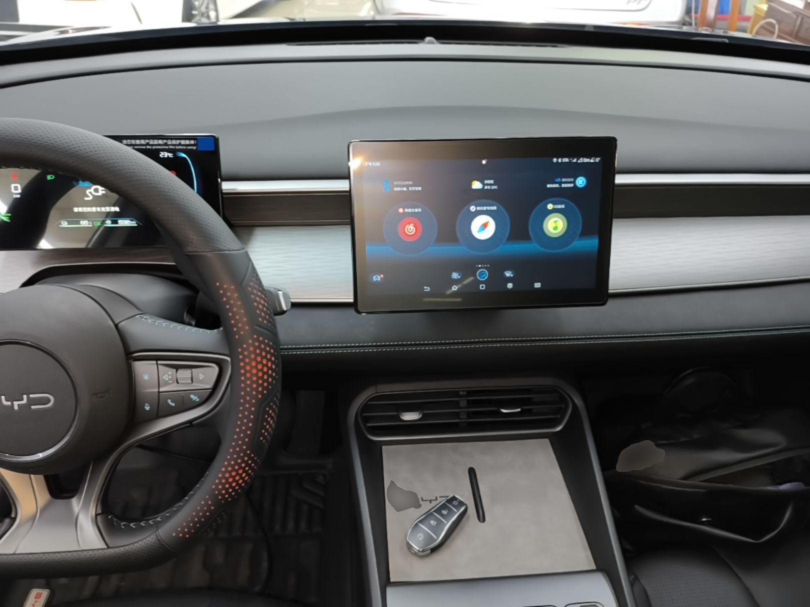 BYD Seal 05 DM-i 2026 DM-i 128KM Luxury Edition — снимка 12