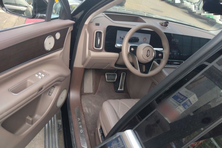 Used Hima AITO M9 2025 Extended-Range Ultra Version 52 kWh 6-Seater