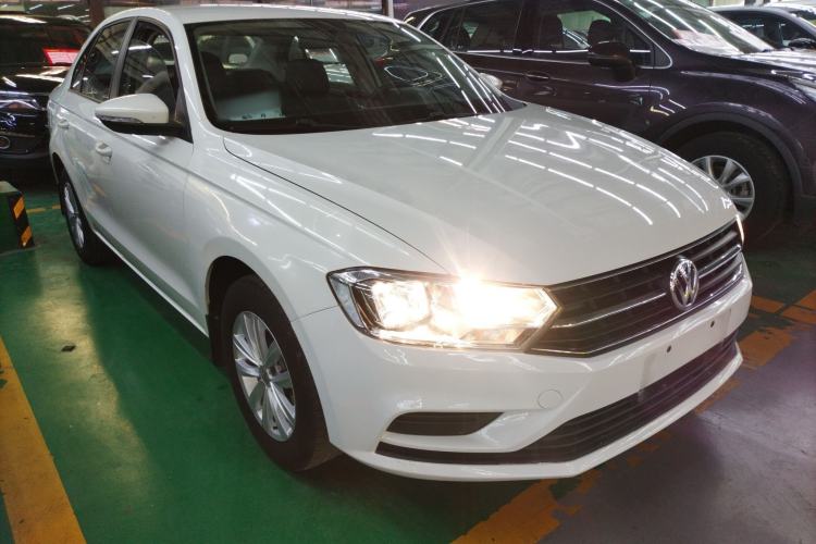 Used Volkswagen Bora 2017 1.6L Automatic Fashion Model Exterior 1