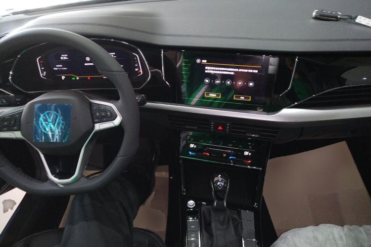 Used Volkswagen Passat 2026 Model, Outstanding 380TSI Xingkong Longteng Edition
