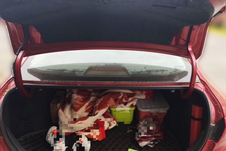 Used Mazda 3 Axela 2016 Sedan 1.5L Manual Comfort Model Trunk