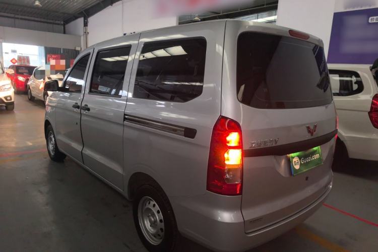 Used Wuling Hongguang V 2022 1.5L Jingqu Edition Electric-Assist LAR Rear Left 45 Deg