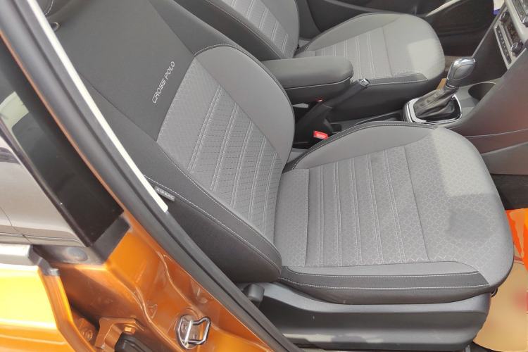 Used Volkswagen Polo 2016 1.6L Cross Polo Automatic Right Front Seat