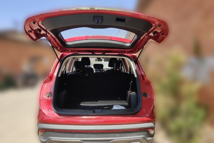 Used Baojun 530 2019 1.5T Manual Luxury 7-seater National V Trunk