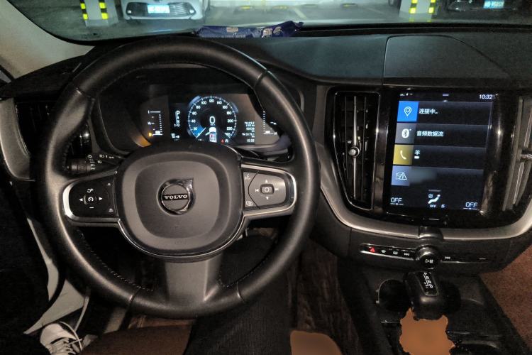 Used Volvo XC60 2019 T5 4x4 Smart Edition China V Standard