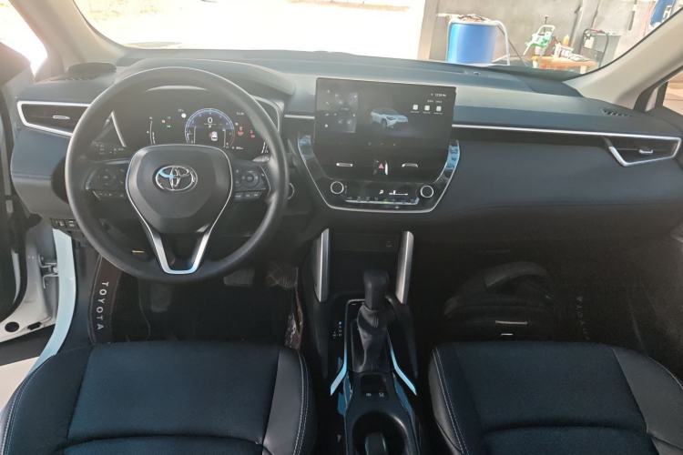 Used Toyota FRONTLANDER 2024 2.0L CVT Luxury Edition
