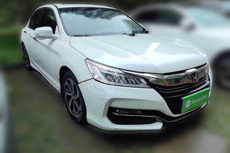Used Honda Accord 2016 2.4L Luxury Edition Front Right 45 Deg