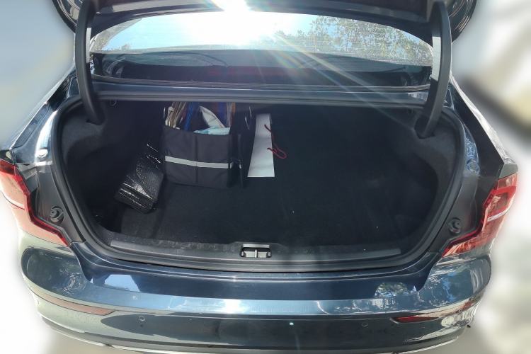 Used Volvo S60 2022 B4 Zhiyi Luxury Edition
