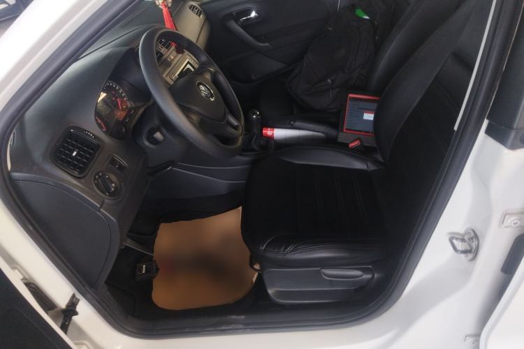 Used Volkswagen Polo 2016 1.4L Manual Fashion Model