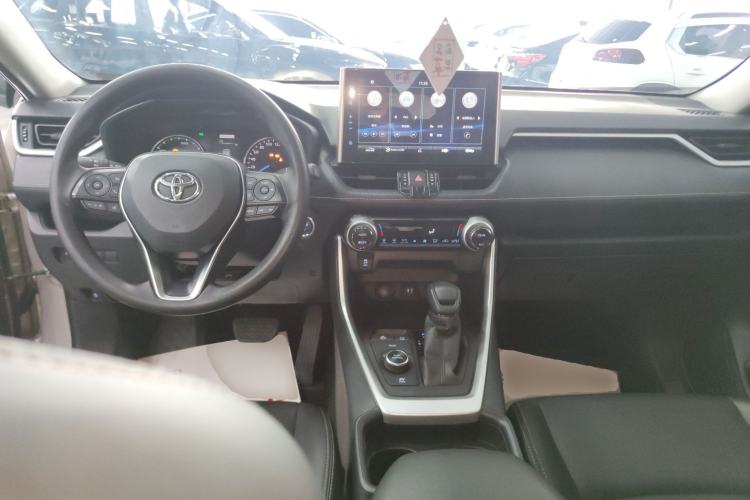 Used Toyota Wildlander 2020 Dual-Motor 2.5L E-CVT Four-Wheel Drive Luxury Edition Center Console