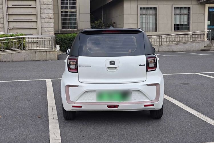 Used JAC Yiwei E10X 2024 Charming Edition 301km Air
