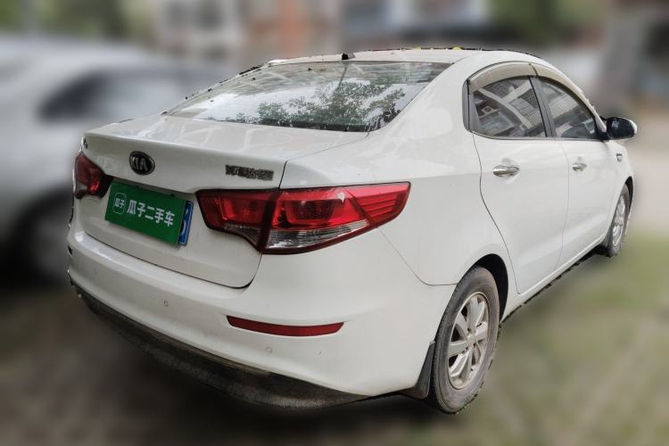Used Kia K2 2015 Sedan 1.4L MT GLS

