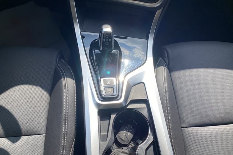 Used Lynk & Co 01 2019 2.0T Two-Wheel-Drive Pro Version China VI Standard