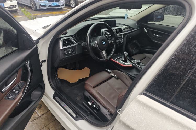 Used BMW 3 Series 2018 320Li Leading Model M Sport Package