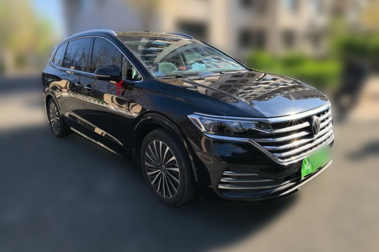 Used Volkswagen Viloran 2023 380TSI Prestige Edition Front Right 45 Deg