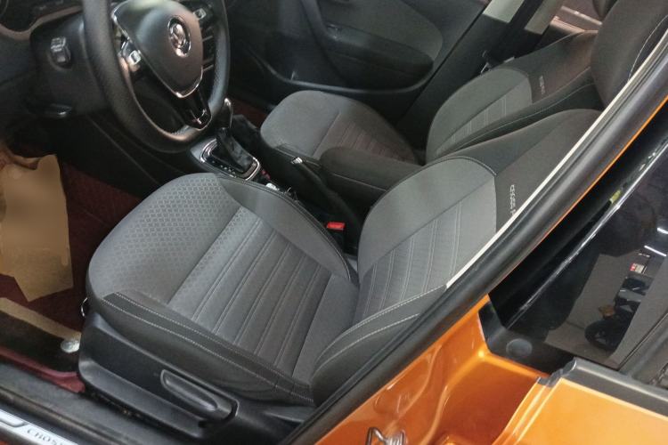 Used Volkswagen Polo 2016 1.6L Cross Polo Automatic Left Front Seat