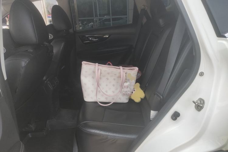 Used Nissan X-Trail 2019 2.0L CVT Smart Connect Comfort Edition 2WD Left Rear Seat