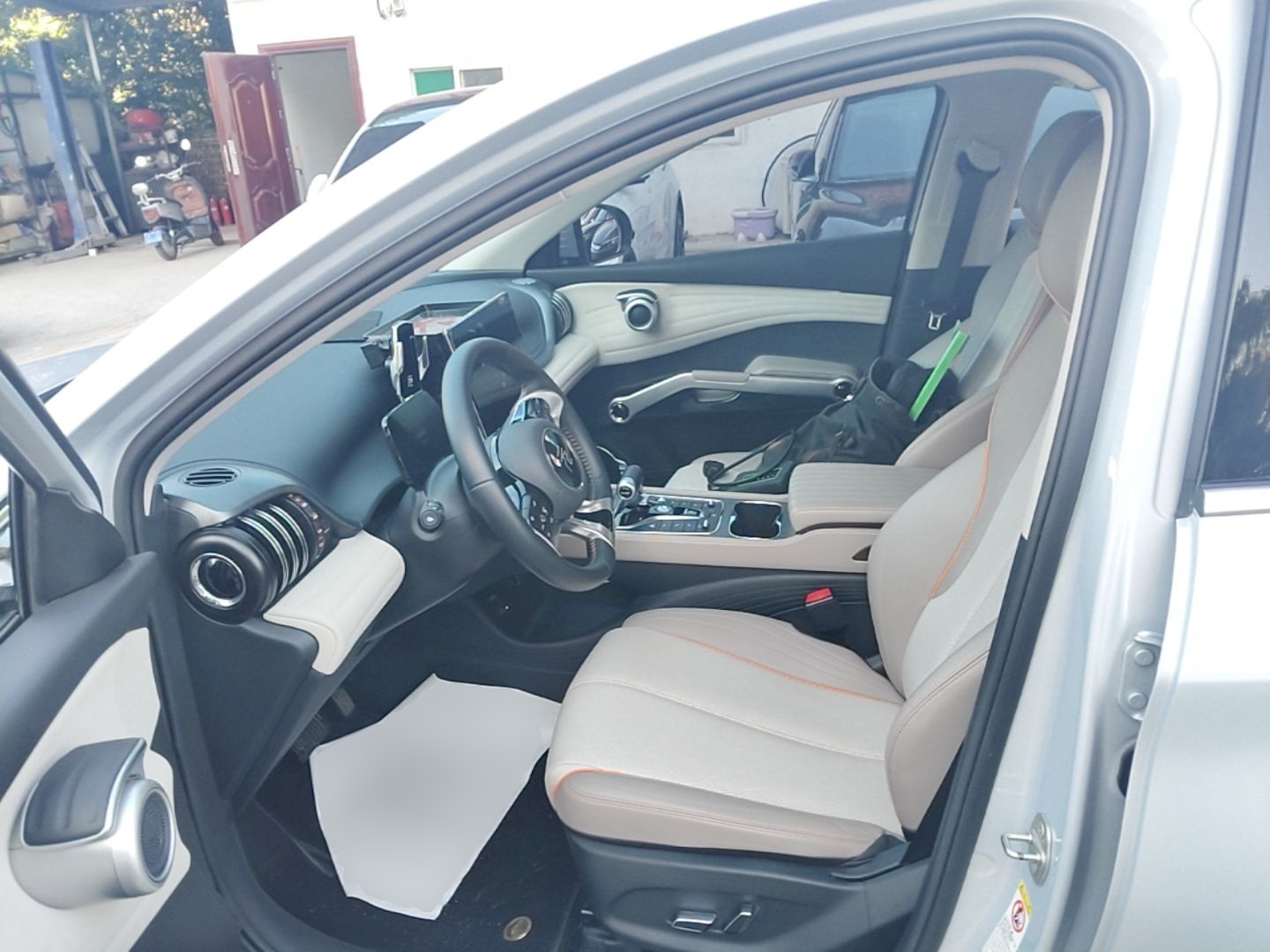 BYD Yuan PLUS 2024 Honor Edition 510KM Beyond Model — снимка 17