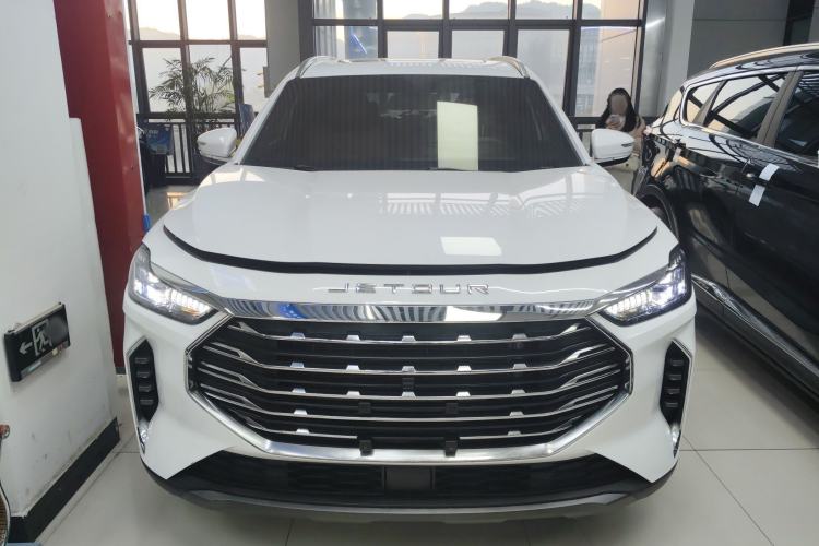 Used JETOUR X70 PLUS 2023 1.5T DCT Ziqiang PRO+ 7-Seater
