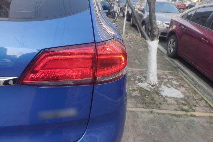 Used Haval H2s 2017 Blue Label 1.5T Dual-Clutch Elite Model
