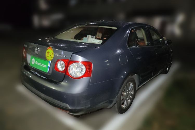 Used Volkswagen Sagitar 2009 1.6L Manual Comfort Edition
